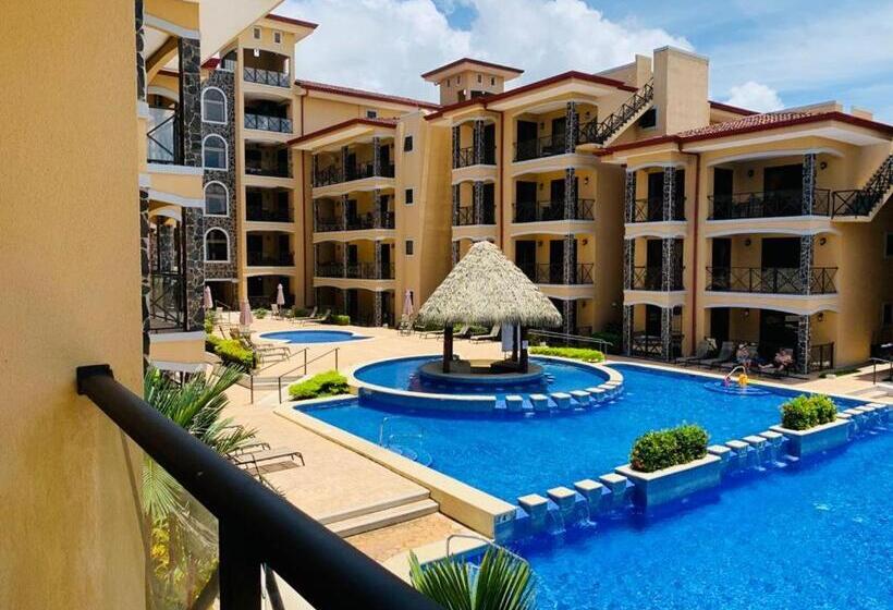 Bahia Encantada Beach Front Proyect, Jaco Paradise