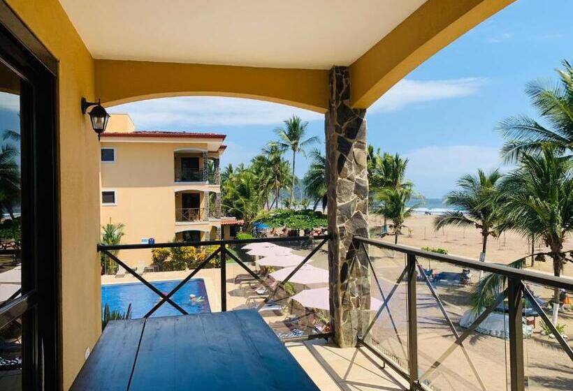 Bahia Encantada Beach Front Proyect, Jaco Paradise