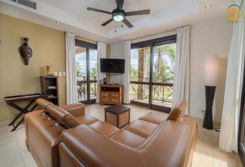 Bahia Encantada Beach Front Proyect, Jaco Paradise