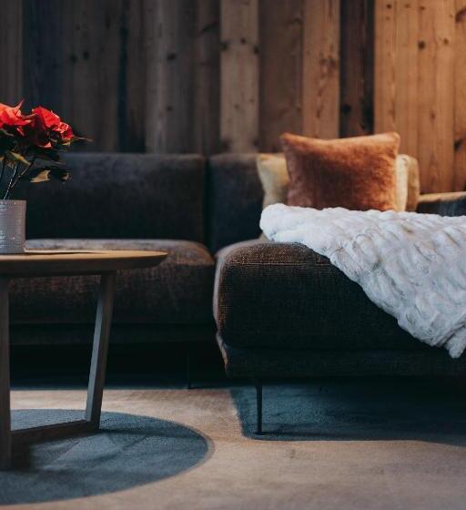 Balma Restaurant Suites