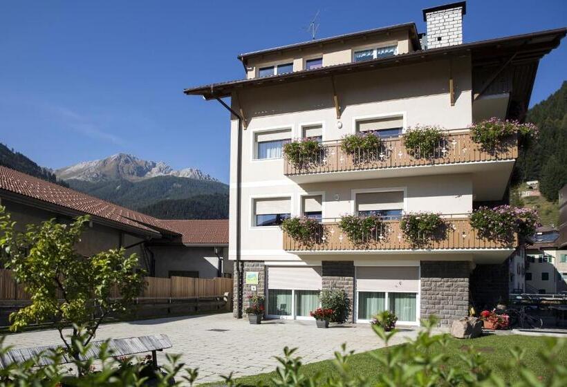 مبيت وإفطار Appartamento Rose Di Bosco