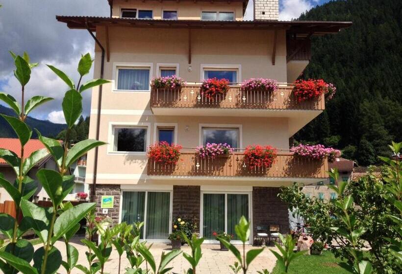 مبيت وإفطار Appartamento Rose Di Bosco