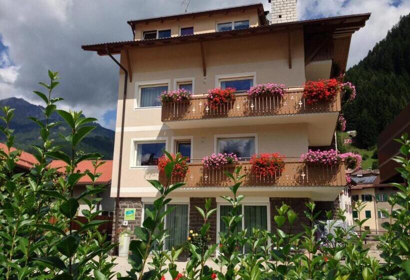 مبيت وإفطار Appartamento Rose Di Bosco