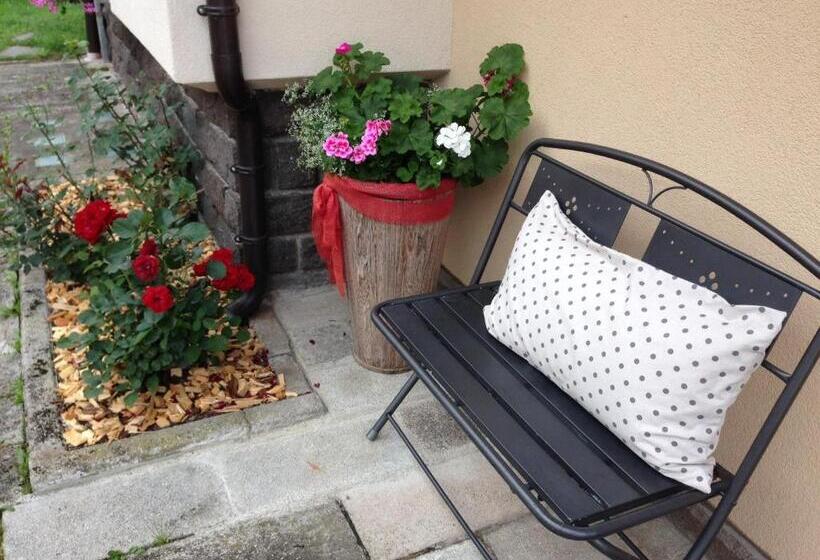 مبيت وإفطار Appartamento Rose Di Bosco