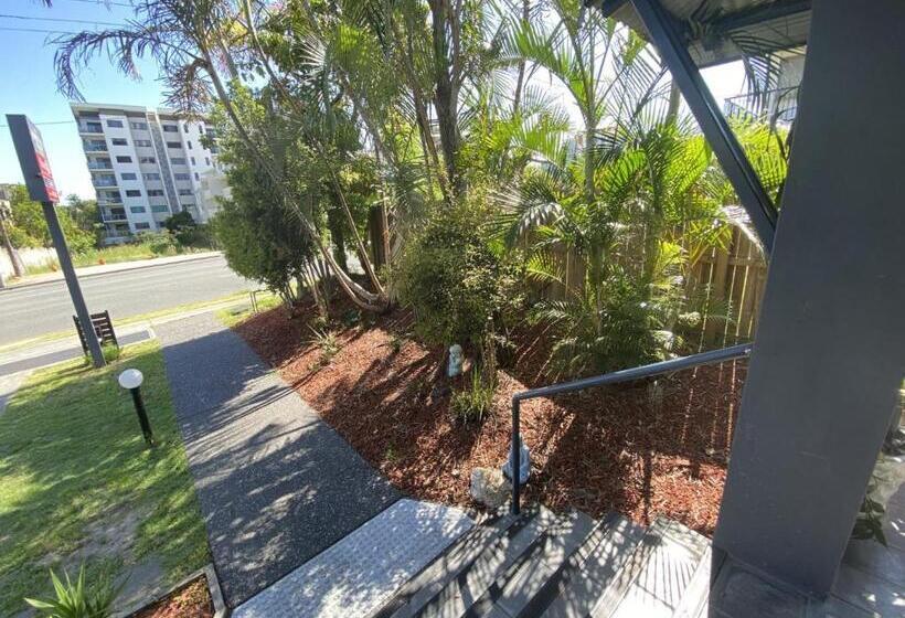 مبيت وإفطار Arrival Lodge Hostel Accommodation