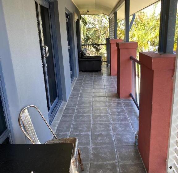 مبيت وإفطار Arrival Lodge Hostel Accommodation