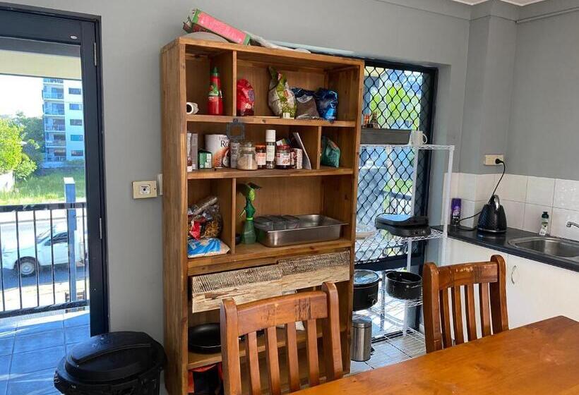 مبيت وإفطار Arrival Lodge Hostel Accommodation