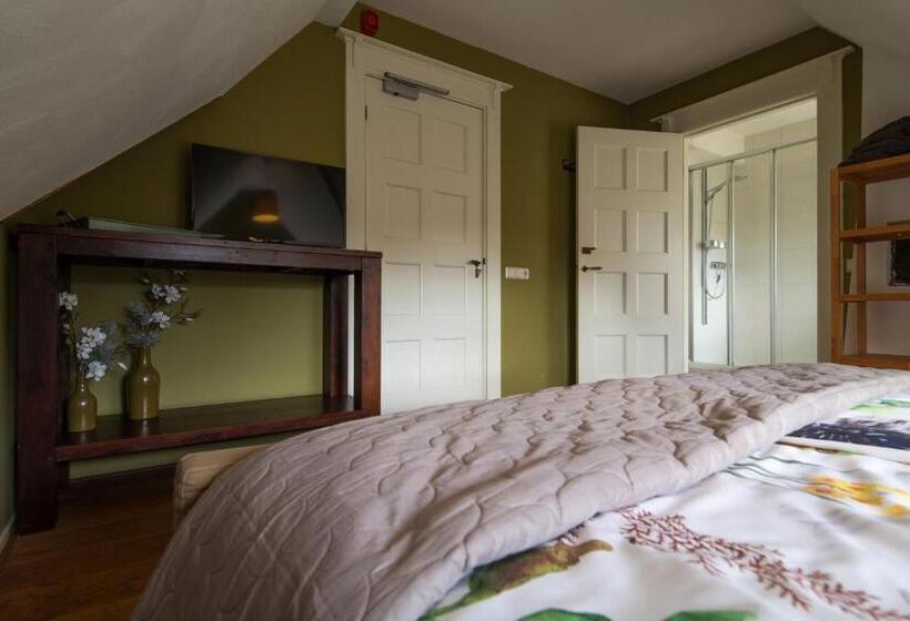 민박 Burgers & Buitenlui