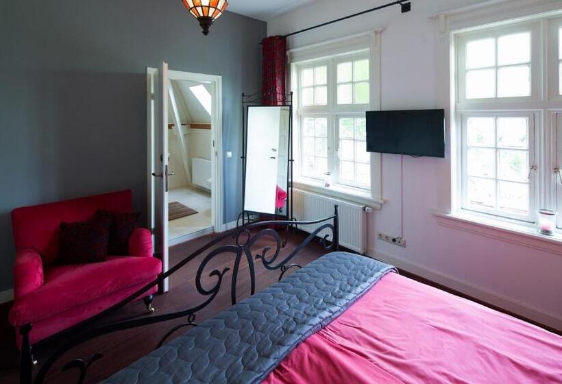 민박 Burgers & Buitenlui