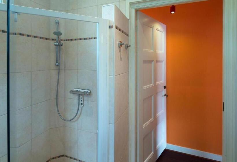 민박 Burgers & Buitenlui