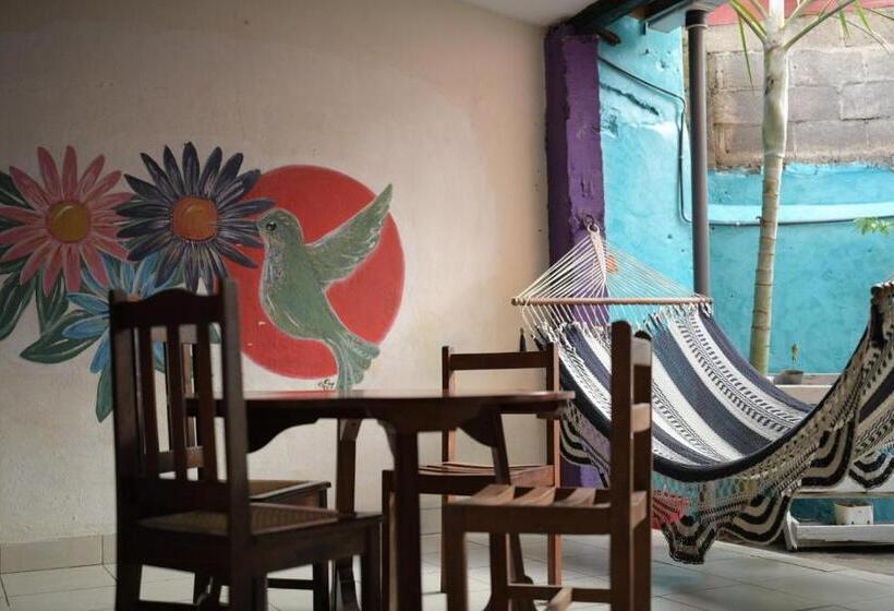 تختخواب و صبحانه Casa Caballito