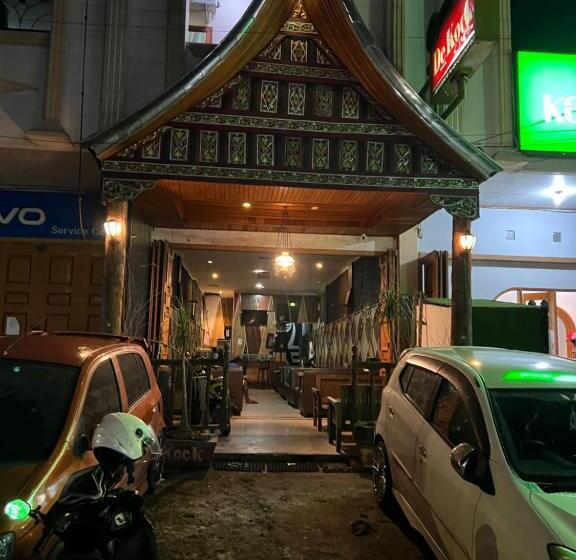 住宿加早餐  De Kock