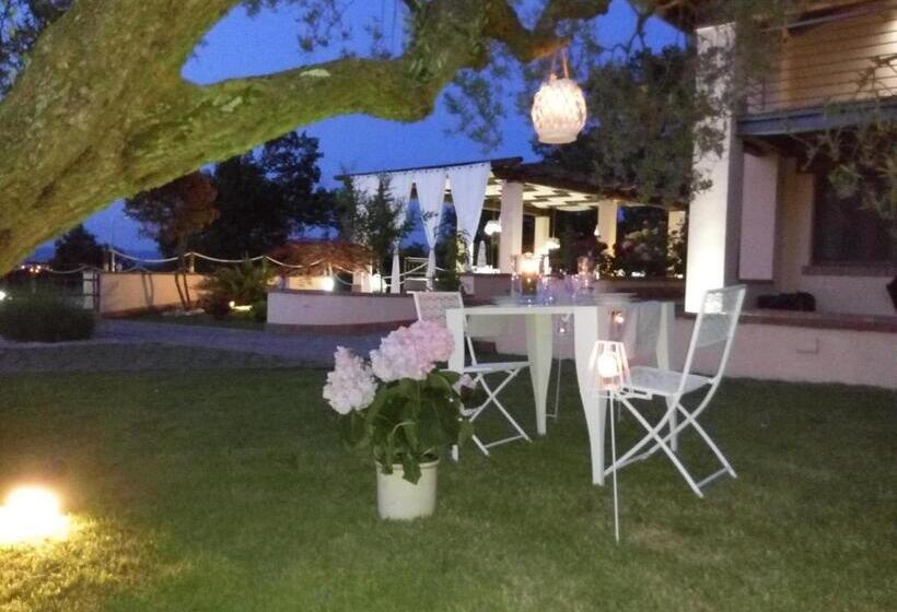 ベッドアンドブレックファースト La Collina Di Montecchio
