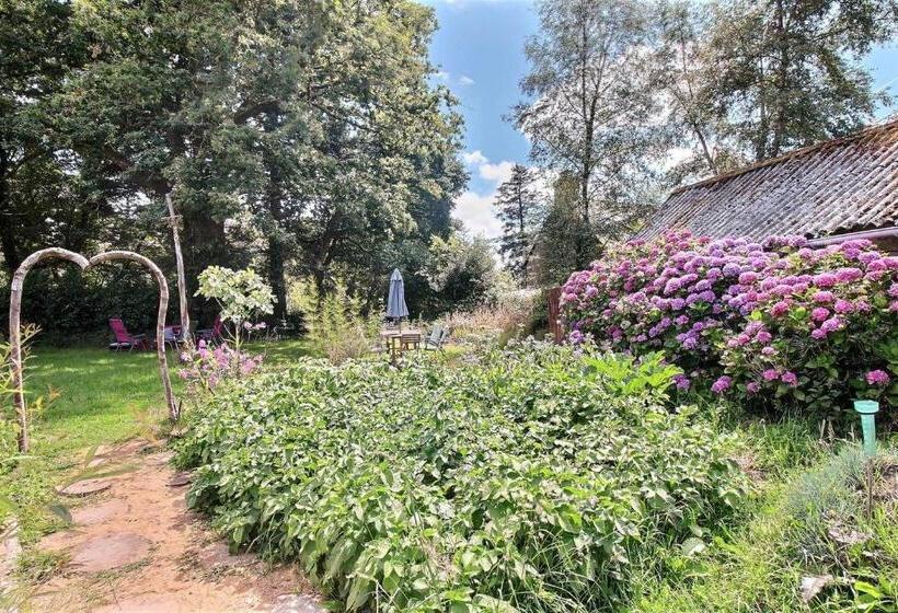 住宿加早餐  La Fontaine Airmeth