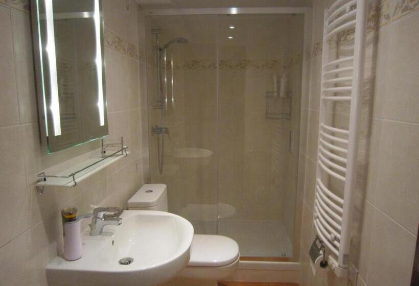 مبيت وإفطار La Frandomière