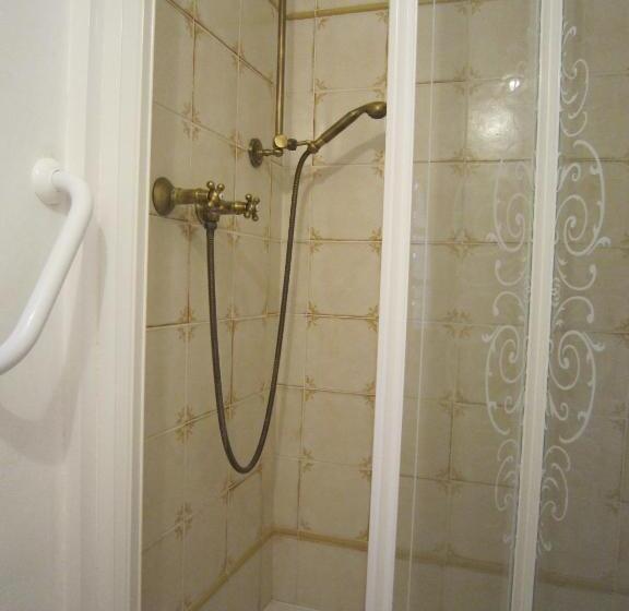 مبيت وإفطار La Frandomière