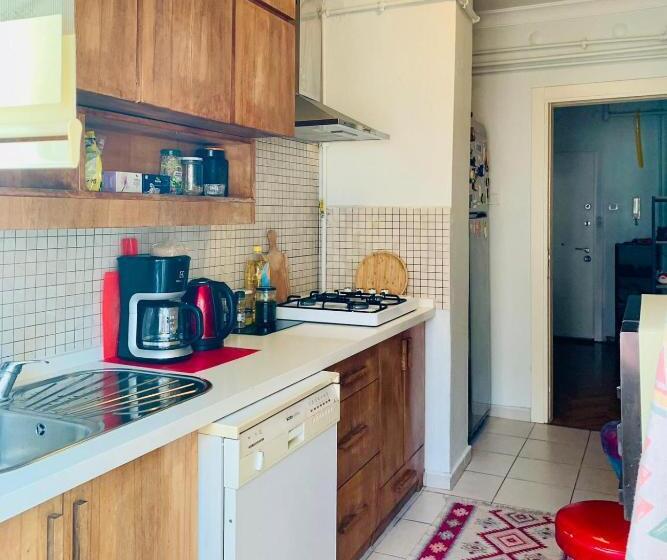 ベッドアンドブレックファースト Merkezde Elçiliklere Yakın Konforlu özel Oda