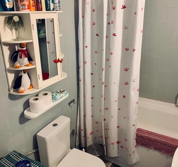 ベッドアンドブレックファースト Merkezde Elçiliklere Yakın Konforlu özel Oda