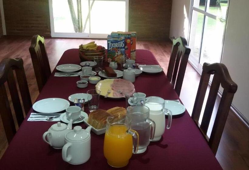 住宿加早餐  Posada Del Leñatero Ezeiza