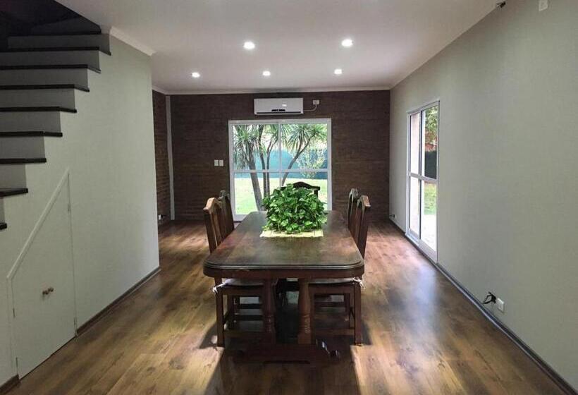 住宿加早餐  Posada Del Leñatero Ezeiza