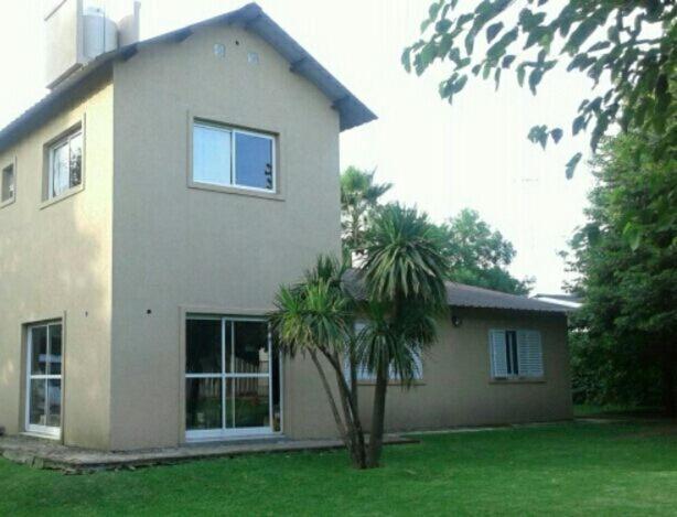 住宿加早餐  Posada Del Leñatero Ezeiza