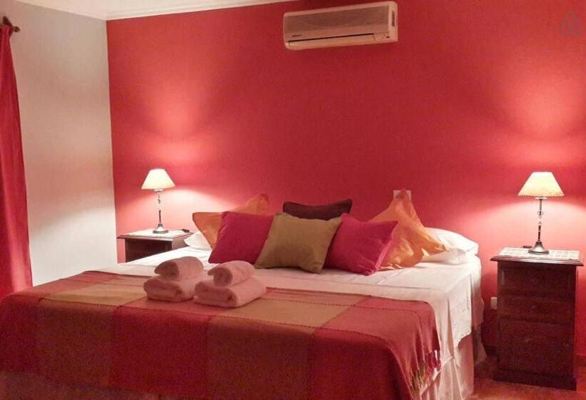 住宿加早餐  Posada Del Leñatero Ezeiza