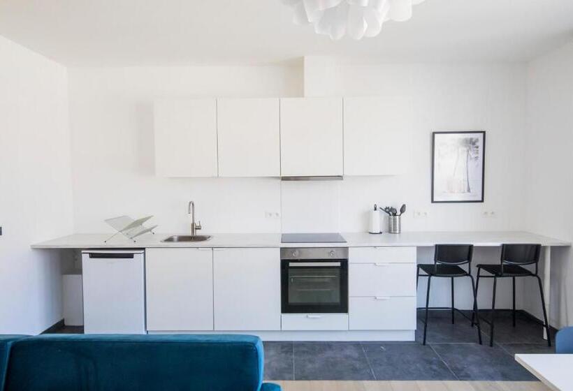 Bed and Breakfast Smart Appart   Midi