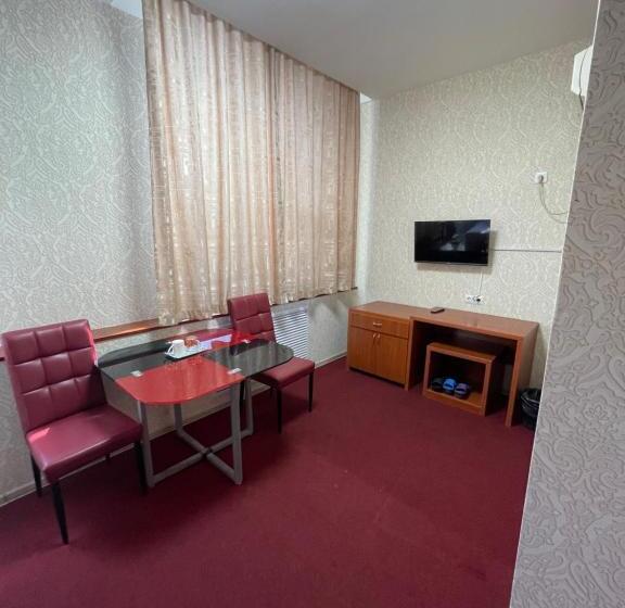 تختخواب و صبحانه Zolotoi Drakon