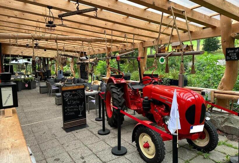 Erlebnishotel & Restaurant Fichtenhäusel Am Pöhlagrund