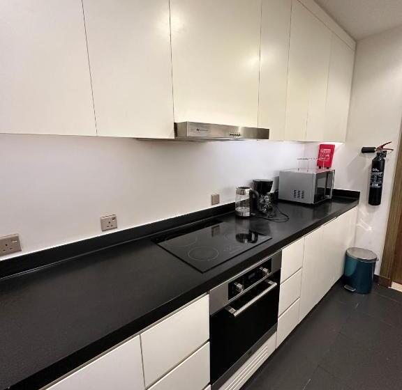 فندق برج داماك الرياض Damac Towers Riyadh