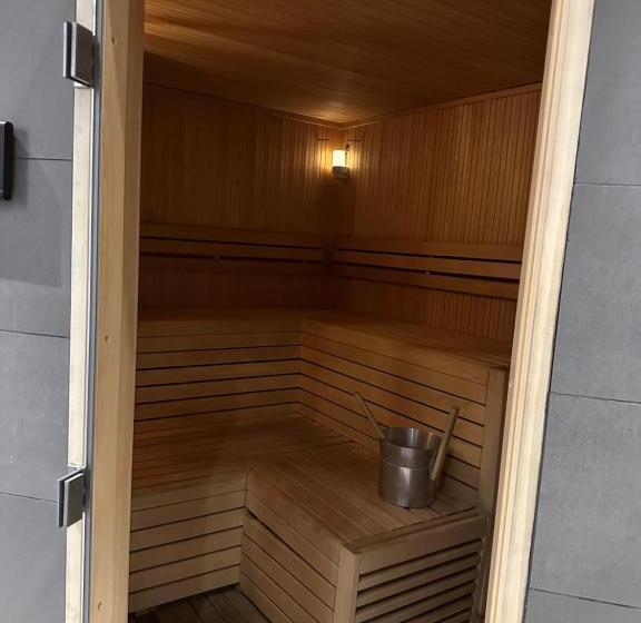 فندق برج داماك الرياض Damac Towers Riyadh