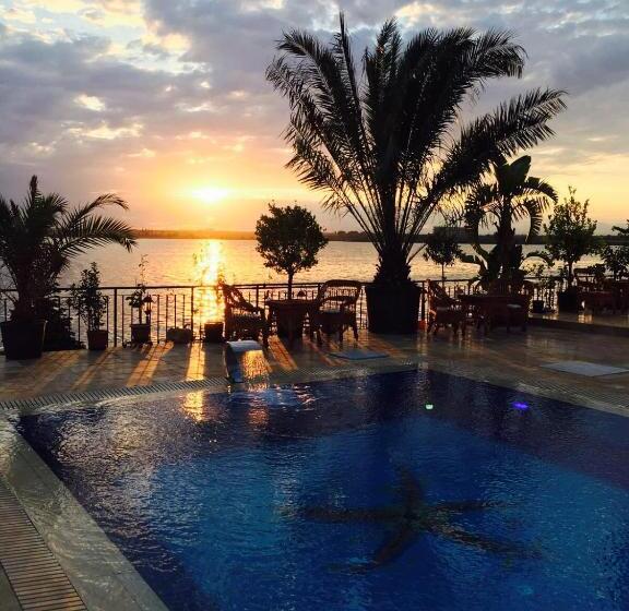 בית מלון כפרי Almar Lake View Boutique H