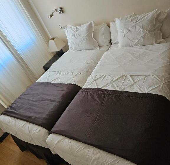 هتل Asador Versus