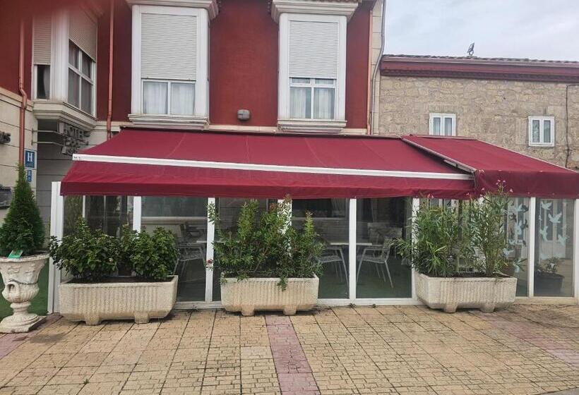 هتل Asador Versus