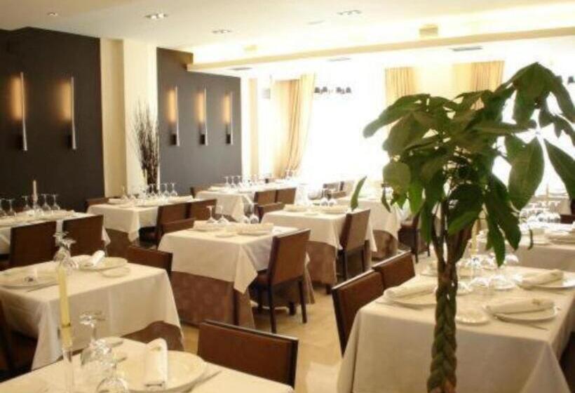 هتل Asador Versus