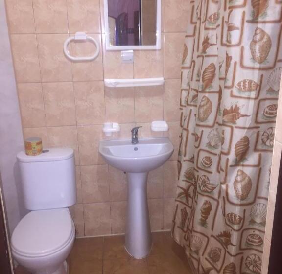 בית מלון כפרי At John S