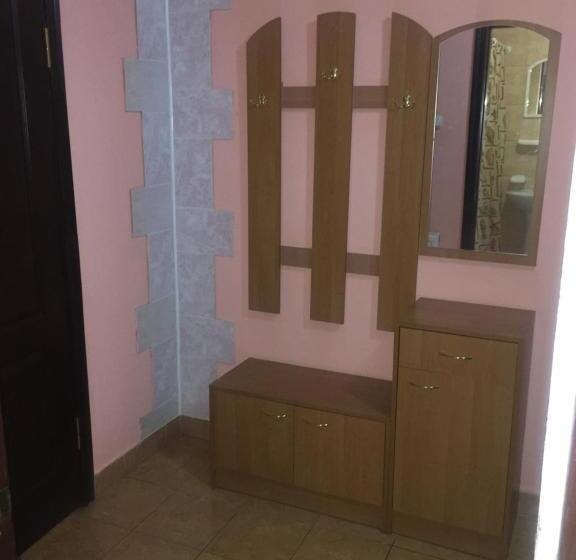 בית מלון כפרי At John S