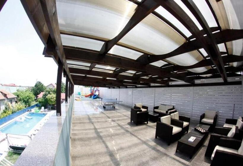 בית מלון כפרי Blue Lagoon