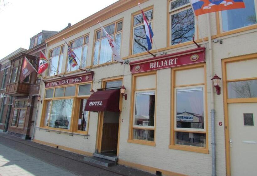 Отель Cafe Woud
