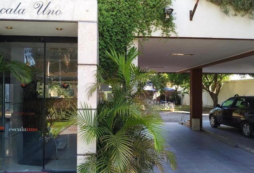 فندق Escala Uno