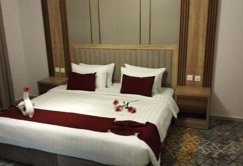 Отель Golden New Umu Alquraa