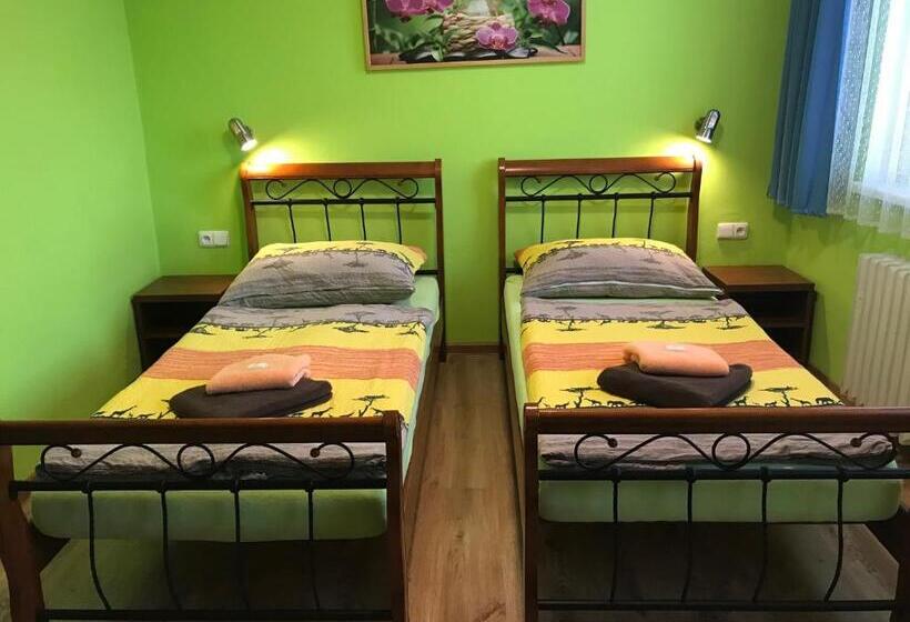 בית מלון כפרי Hvězda