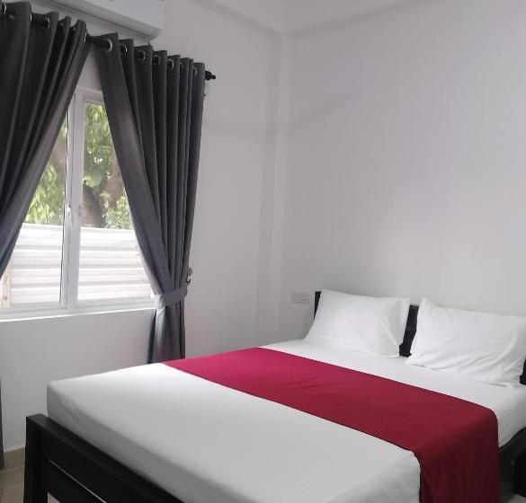 酒店 Laxsume Guest House Nilaveli