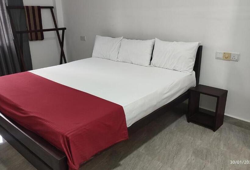 酒店 Laxsume Guest House Nilaveli