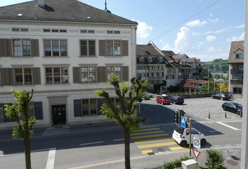 בית מלון כפרי Le Lion   Self Check In