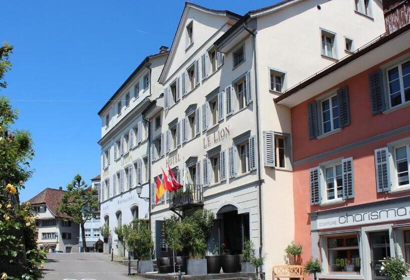 בית מלון כפרי Le Lion   Self Check In