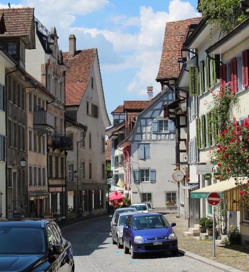 בית מלון כפרי Le Lion   Self Check In