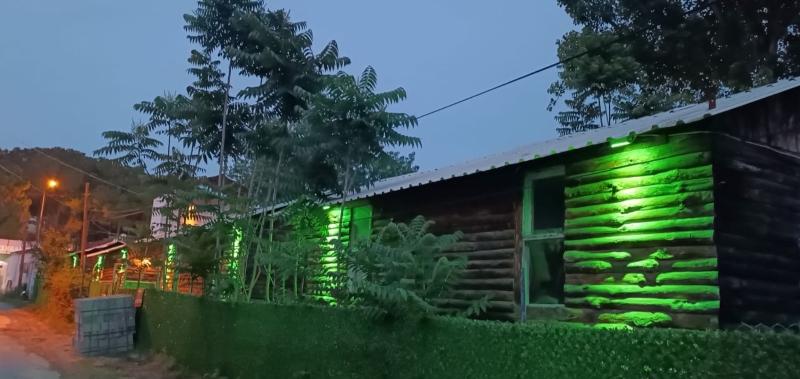 Отель Lime Tree Houses