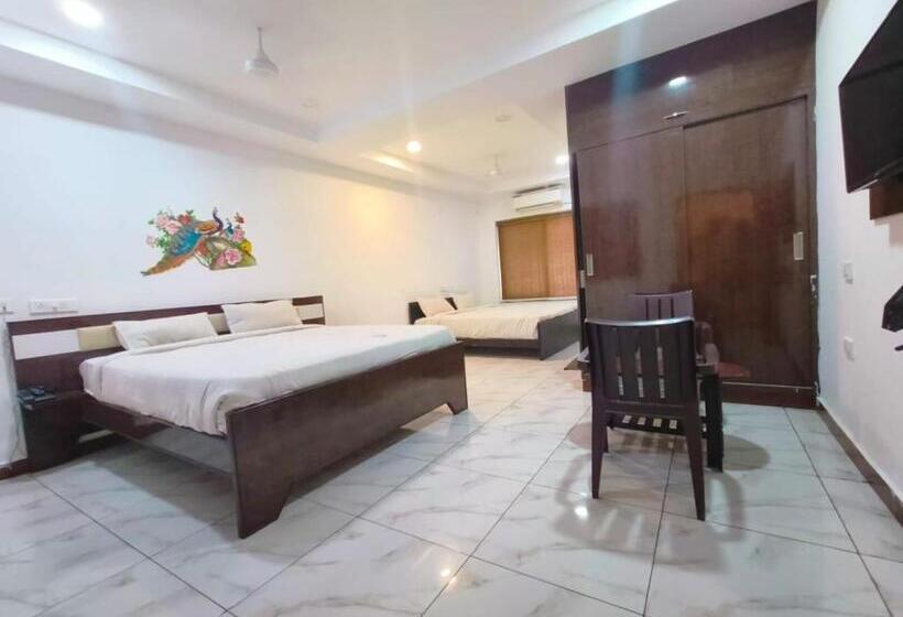 Hotel Oyo Flagship 9 Suits Luxury Rooms