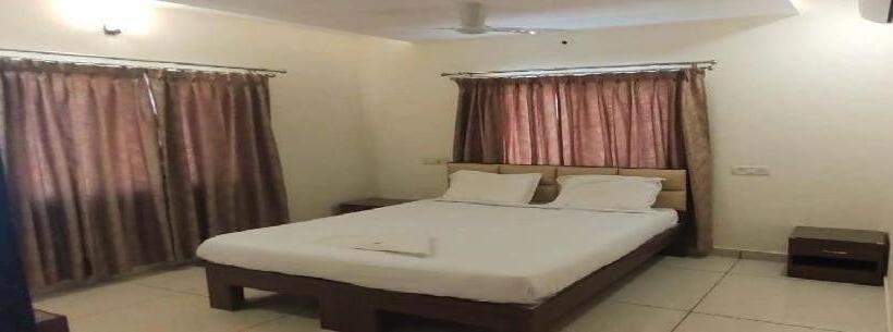 Hotel Oyo Flagship 9 Suits Luxury Rooms